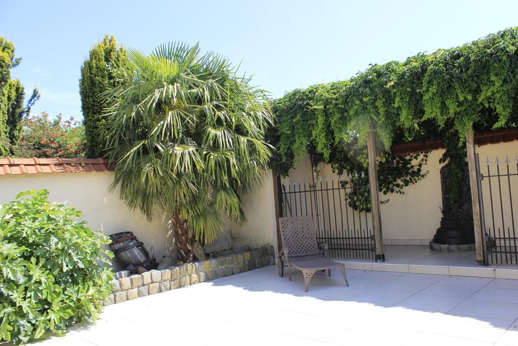 Den Bongaerd B&B And Wellness Tongeren Bagian luar foto