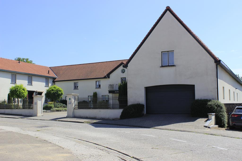 Den Bongaerd B&B And Wellness Tongeren Bagian luar foto
